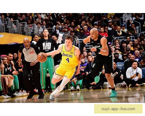 湖人发展联盟新星崛起 老鹰弃将自信冲击NBA主力位置